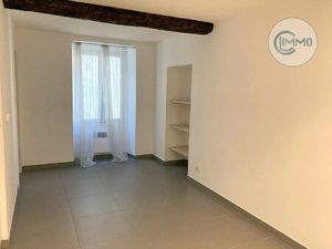 Location Nice  studio avec alcôve 24.75m² situé à l'entrée du Vieux Nice