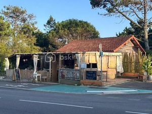 Vente locaux professionnels à Saint-Julien-en-Born (40170)  390 000 €