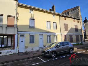 Vente immeuble 166 m² à Wassy (52130)  75 000 €