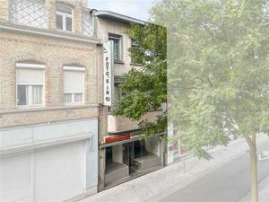 Commerce avec appartement