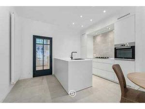 Maison de ville au centre de Bruges