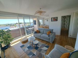 A 5 min du centre-ville de LA ROCHELLE  Appartement rénové !