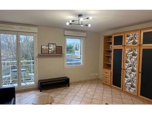 Location appartement  m² T-1 à Meaux  0 €