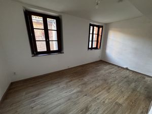 STUDIO - RUE DES CHANGES / ESQUIROL