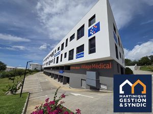 Plate-forme médical  local à louer