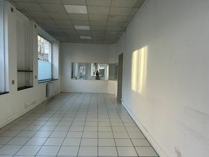 Local commercial - 90m² - Secteur CHU