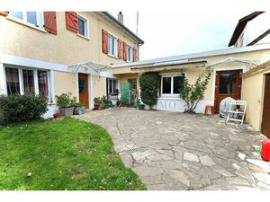 Maison à proximité de la GARE RER A - Neuilly Plaisance 4 pièces 110 5§ m2