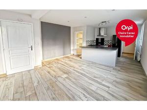 Location maison  m² T-3 à Soual  750 €