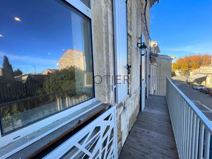 MEYNES - MAISON DE VILLAGE - 87 16M2 - 2 CHAMBRES - GARAGE