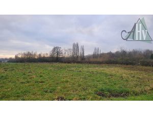 77 - Terrain constructible proche Donnemarie-Dontilly