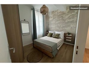 Location meublée appartement 2 pièces 36 m² à Lyon 5ème (69005)  1 590 €