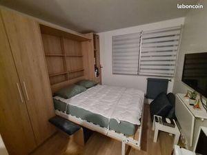 Studio 1 pièce 13 m²