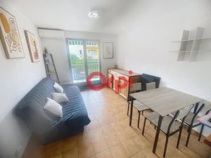 Location appartement 2 pièces 32.3 m² à Sainte-Maxime (83120)  780 €