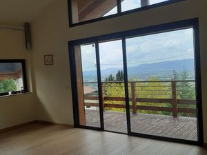 Grande maison 6 pièces avec vue panoramique à louer à Coublevie