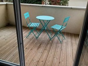 Studio meublé 28 m² – Terrasse – Parking – Proche du lac de La Ramée