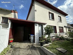 Pavillon 2 chambres avec jardin avant et arrière – Livry-Gargan (93) – 1200 /mois