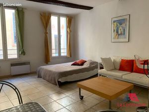 Studio 1 pièce 30 m²