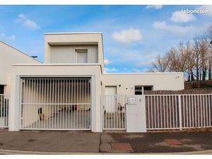 Maison récente meublée proximité plage