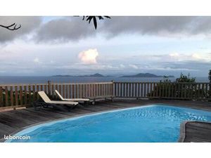 T3 Meublé à Vieux-Fort – Vue PANORAMIQUE sur LES SAINTES  Piscine & Zéro Vis-à-vis