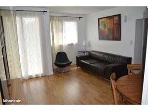 Appartement T4 Loudun chauffage et eau inclus