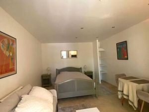 Studio meublé rez de chaussée