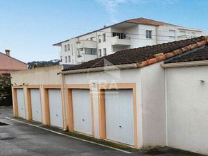 Garage à louer dans résidence sécurisée