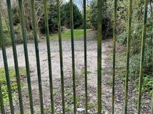 Terrain à louer 1600m2 tribardou