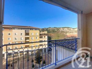 Appartement T2 à louer - 2 pièces - 42 72 m2 - Cavaillon - 84 - PROVENCE-ALPES-COTE-D-AZUR