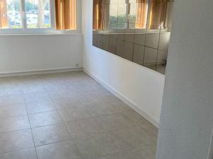 Appartement F2 à louer - 2 pièces - 33 83 m2 - Massy - 91 - ILE-DE-FRANCE
