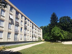 Location appartement 3 pièces 51.7 m² à Crosne (91560)  913 €