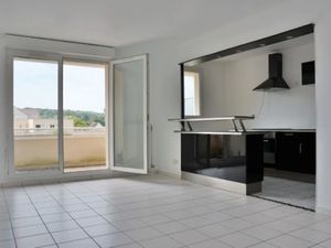 Location appartement 3 pièces 63 m² à Esbly (77450)  990 €