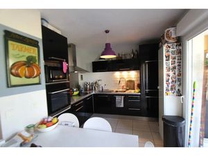 Location appartement 4 pièces 94 m² à La Tronche (38700)  1 645 €
