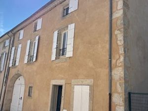 Location meublée maison 6 pièces 200 m² à Thézan-lès-Béziers (34490)  1 350 €