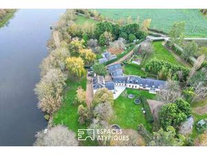 Vente Maison Piscine au Lion-d'Angers (49220) : à vendre Piscine / 530m² Le Lion-d'Angers