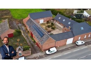 en vente Ferme 234 m² – 576 800 € |Lecelles