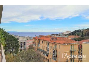 BASTIA  centre ville  Appartement 3 pièces meublé + GARAGE  secteur tribunal