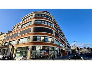 Magnifiques bureaux en entrée de Lille avec terrasses