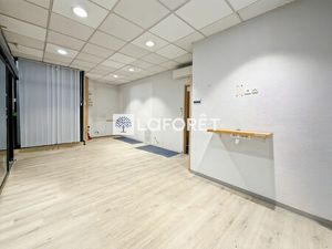 Local commercial NIMES 50 m2