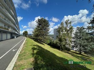 APPARTEMENT T4 + BALCON QUATRIÈME ÉTAGE CAVE LE SOLEIL