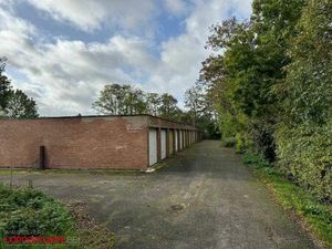 Garage à louer à Rue des Trieux 24 Châtelet (VBD60002)