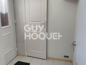 Maison à louer à Épernay avec extérieur et garage