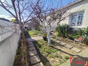 Saint-Jean-Lasseille - Maison de plain-pied 4 faces T5 115 m