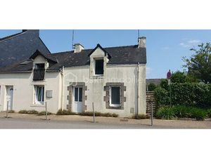 Maison de 42 77 m² à Surzur