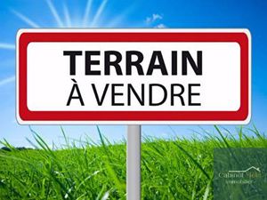 RARE CENTRE BOURG-Terrain à bâtir de 989m2