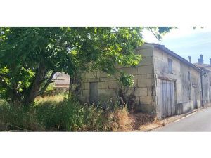 A saisir- Maison ancienne à réhabiliter- Brizambourg centre