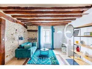 Intimité Absolue : L'Écrin de Pierre et ses Secrets