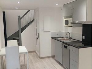 Appartement duplex entièrement rénové