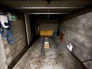 Garage à louer - borne électrique