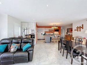 Maison à vendre - 4 pièces - 100 83 m2 - Yssingeaux - 43 - AUVERGNE