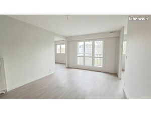 Grand T3 de 73 m² refait à neuf avec double séjour et balcon